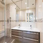 Splendid A-c 2br-4p - Sea View Appartement