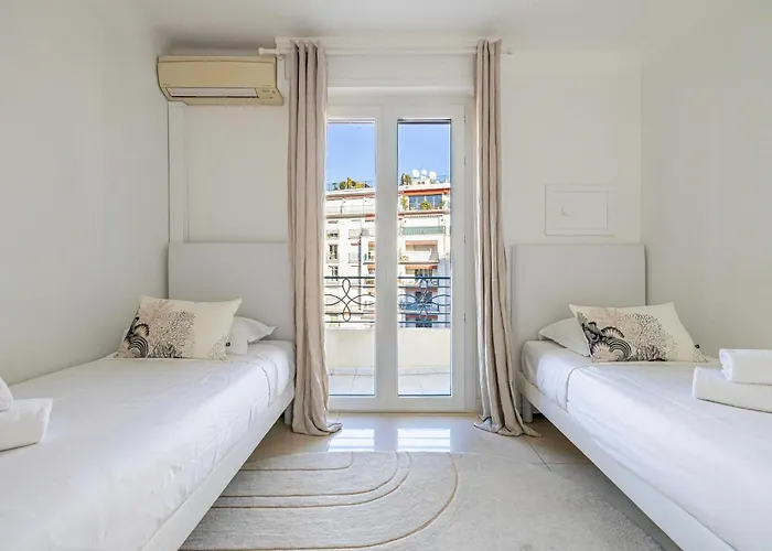 Splendid A-c 2br-4p - Sea View * Cannes