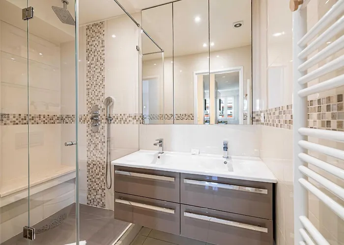 Splendid A-c 2br-4p - Sea View Apartment